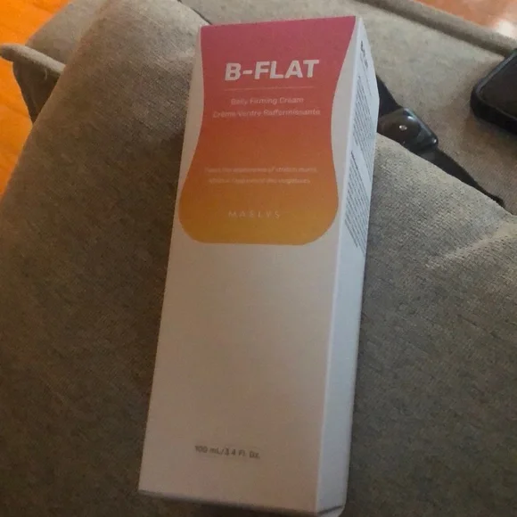 Maëlys B-Flat Belly Firming Cream - Picture 2 of 2